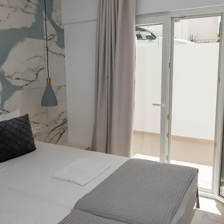Aparthotel Katerina Roza - Heartfelt Hospitality In The 2*