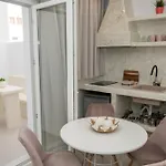 Katerina Roza - Heartfelt Hospitality In The 4*