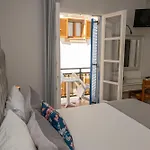 Hotel apartamentowy Katerina Roza - Heartfelt Hospitality In The