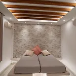 Katerina Roza - Heartfelt Hospitality In The Hotel apartamentowy 4*