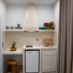 Katerina Roza - Heartfelt Hospitality In The Hotel apartamentowy 4*