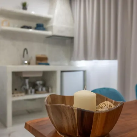 Aparthotel Katerina Roza - Heartfelt Hospitality In The Naxos City