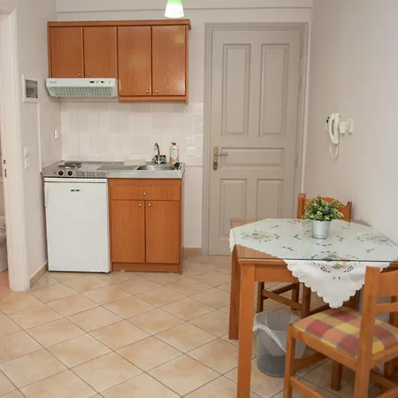 Lejlighedshotel Katerina Roza - Heartfelt Hospitality In The 4*