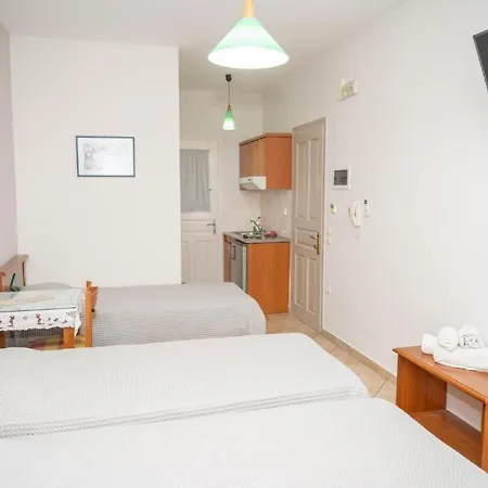 Aparthotel Katerina Roza - Heartfelt Hospitality In The Naxos City