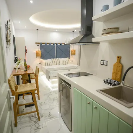 Katerina Roza - Heartfelt Hospitality In The 4*